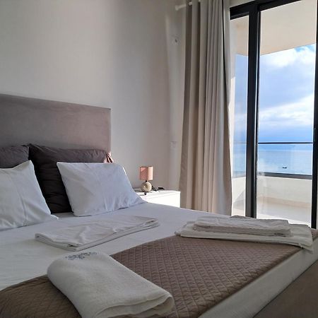 Ideal Sea View Apartment فلورا المظهر الخارجي الصورة